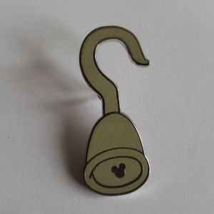 COPY - Disney trading pins